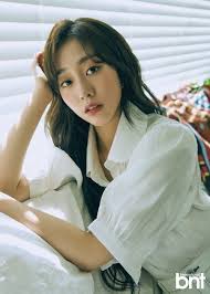 Bts and blackpink are my ub groups and yoongi and jisoo are my ultimate biases and this whole thing doesn't make sense to me. Lovelyz S Jisoo Shares How Bts Suga Inspired Her What She S Been Doing During Social Distancing And More Soompi