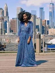 How to dress for a wedding. 101 Classy Festive New Year S Eve Outfit Ideas For 2020 To Sparkle The Holiday Away Christmas Too Hello Bombshell Wedding Guest Dress Black Tie Dress Best Wedding Guest Dresses