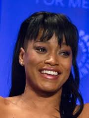 Mariana Klaveno Biography