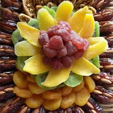 Pin By Yamanda Chibani On Entree Mariage In 2020 Fruit Fruit Salad Food