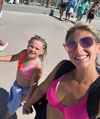 Bailey Lynn Collier (@msbailey24) • Instagram photos and videos