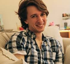 Frank Lyle's Instagram, Twitter & Facebook