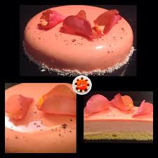Entremet A La Rose Pamplemousse Et Poivre De Timut Idee Gateau Recette Entremet Chocolat Idee Patisserie