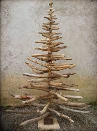 Bois flotté sapin de noel. Fabriquer Un Sapin De Noel Original Nos Idees Pour Faire Un Sapin Deco Christmas Tree Design Noel Bricolage Decoration Diy Noel Sapin