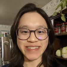 Deanna Lowden's Instagram, Twitter & Facebook