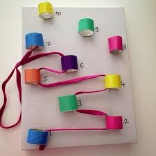 ¿una tarde de lluvia sin nada que hacer? Los Mejores Juegos Con Cajas De Carton Para Estimular La Imaginacion De Los Ninos