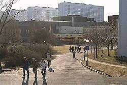 I vår fräscha butik hittar du det mesta inom second hand. Frolunda Torg Primaromrade Wikipedia