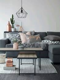 Gray Tones And Wood With Blush Pink Accents Dekorasi Apartemen Desain Kamar Desain Ruang Keluarga