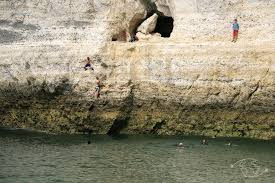 Decouvrez Les Falaises D Etretat Par Une Route Alternative Falaise Etretat Falaise Etretat