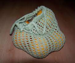 It stands up on it's own because the oilcloth is. 5 Knit Tote Bags Shop In Style Stitch And Unwind