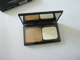 Bobbi Brown Skin Weightless Powder Foundation Review