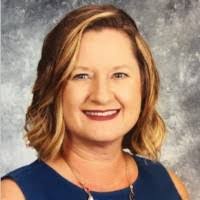 Kelly Pelletier's Instagram, Twitter & Facebook