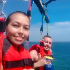Parasailing... hermosa experiencia en Punta Uva, Limon. 👌🏻🏝🎈 Gracias a  nuestros amigos de @wolaba_parasailingcr por esta experiencia. te gustaría  hacerlo? Vamos! 😉✌🏻🇨🇷💚 #costarica🇨🇷 #soytico #puravida #tuanis  #caribe #caribbean #puntauva ...