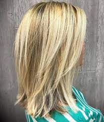 70 Brightest Medium Layered Haircuts To Light You Up Coupe De Cheveux Coupe Cheveux Mi Long Tendance Cheveux Mi Long