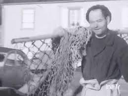 Elle était le symbole de fécondité chez les grecs. L Ouest En Memoire La Peche A La Coquille Saint Jacques En Bretagne