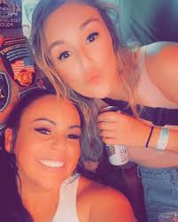 𝙲𝚑𝚊𝚜𝚒𝚝𝚢 𝙺𝚒𝚗𝚌𝚊𝚒𝚍