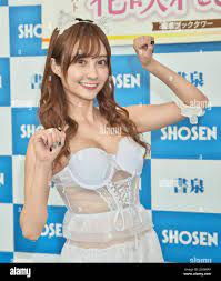 Japanese model Rea Hanasaki poses for photographers during launch event for  her new photo book Hanabira (petal ) at Shosen book tower Akihabara in  Tokyo, Japan on June 12, 2021. Credit: AFLO/Alamy