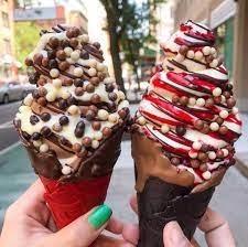 Chocolate Discovered By Linda On We Heart It Desserts Food Food Cravings