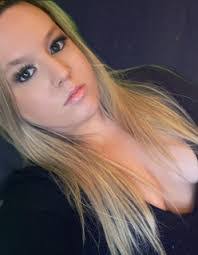 Jordan Lively's Instagram, Twitter & Facebook