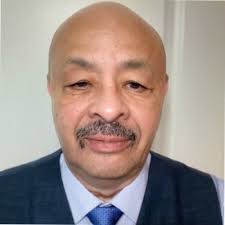 Donald Dew's Instagram, Twitter & Facebook