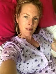 Mum diagnosed with terminal cancer 6 years ago has 'impossible' surgery