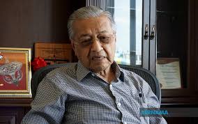 As a student, tun dr mahathir was active in debates and was highly regarded for his english language skills. Dr Mahathir Apologises Ready To Face The Music For Defying Sop
