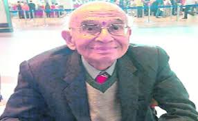 పాత్రికేయ వృత్తిలో శిఖర సమానుడు