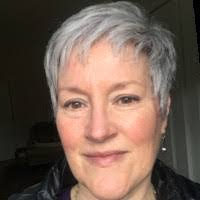 Leanne Fay's Instagram, Twitter & Facebook