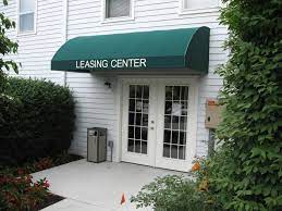 Waterfall Style Doorhood With Lettering On Front Valance Kreider S Canvas Service Of Lancaster Pa Cafe Interior Design Window Grill Design Outdoor Signs