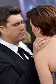Scarlett Johansson And Colin Jost's Body Language