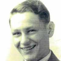 Charles Greenwald's Instagram, Twitter & Facebook