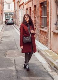 Résistant à la chaleur et à l'humidité, surface en planches, tissu durable. Manteau Bordeaux Comment Le Porter Facilement Au Quotidien Look