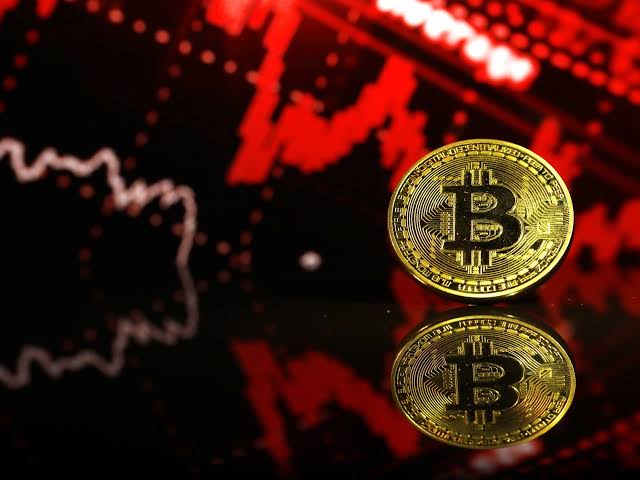 Bitcoin Continues Steep Fall as Cryptocurrency Collapse Worsens - WSJ
