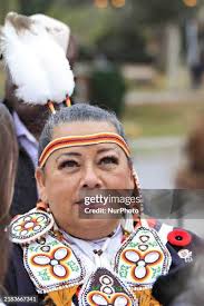 457 Smudging Ceremony Stock Photos, High-Res Pictures, and Images