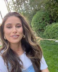 Miss Universe Friendships still going strong 10+ years later. ✨ I love it  when my international sisters and I are in the same town. Come back soon  @mj_lastimosa 🇵🇭, Fun fact if you didn’t know… I was ...