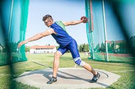 The final lower body position should be in triple extension. Ceh Smashes Slovenian Discus Record With 68 75m Report World Athletics