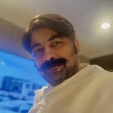 Humayun Sarfraz's Instagram, Twitter & Facebook