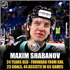 BOUUUCH The Oilers get defenseman Evan Bouchard signed to a 4-year deal.  Bouchard, 25, had 14 goals and 67 points through 82 games this past season,  along with 23 playoff points.