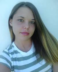 Julia Sapp's Instagram, Twitter & Facebook