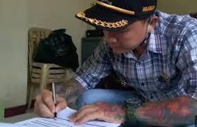 Check spelling or type a new query. Deretan Fakta Kepala Desa Hoho Alkaf Penuh Tato Sekujur Tubuh Yang Sedang Viral Merdeka Com