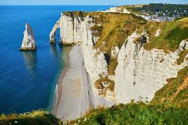 Entrez dans la salle de classe virtuelle. Falaises D Etretat Que Voir Que Faire Camping Restaurants Meteo En Ce Moment Guide Des Falaises D Etretat Tourisme