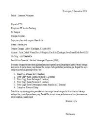 Bila ingin mengetahui lebih jauh tentang surat lamaran kerja tulis tangan, kamu bisa melihat ketentuan beserta contoh. Download Contoh Surat Lamaran Kerja Toko