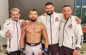 Lajoša kleina čaká druhé vystúpenie v rámci ufc proti mikeovi trizanovi z usa! Ä¾udovit Klein A Attila Vegh Hovoria O Dalsom Ufc Zapase Attila Dokonca Spomina Aj Konkretneho Supera Mma Fanatik Mma Magazin O Bojovych Sportoch