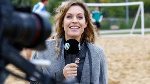 Seine kollegen reagierten tief betroffen. Jule Golsdorf Sie Ist Das Neue Gesicht Des Sat 1 Fruhstucksfernsehens Bunte De