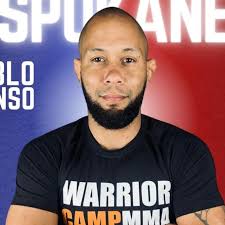 Pablo Alfonso: Coach prioritizes students.