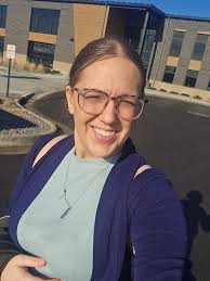 Touring small businesses in our district, today's stop was the MASH Campus  sports facility in Savage. Thanks for having me and discussing the  importance of small businesses for our economy, cities, and