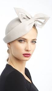 Kate Middleton S Hat Maker Tops Bill At Champagne Tasting Hats For Women Fancy Hats Beautiful Hats