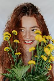 Ellie Chavez's Instagram, Twitter & Facebook