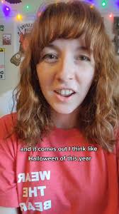 Whats The Main Idea of The Flight of Jcarus Retold by Sally Benson