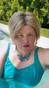 Sheila Wollman's Instagram, Twitter & Facebook